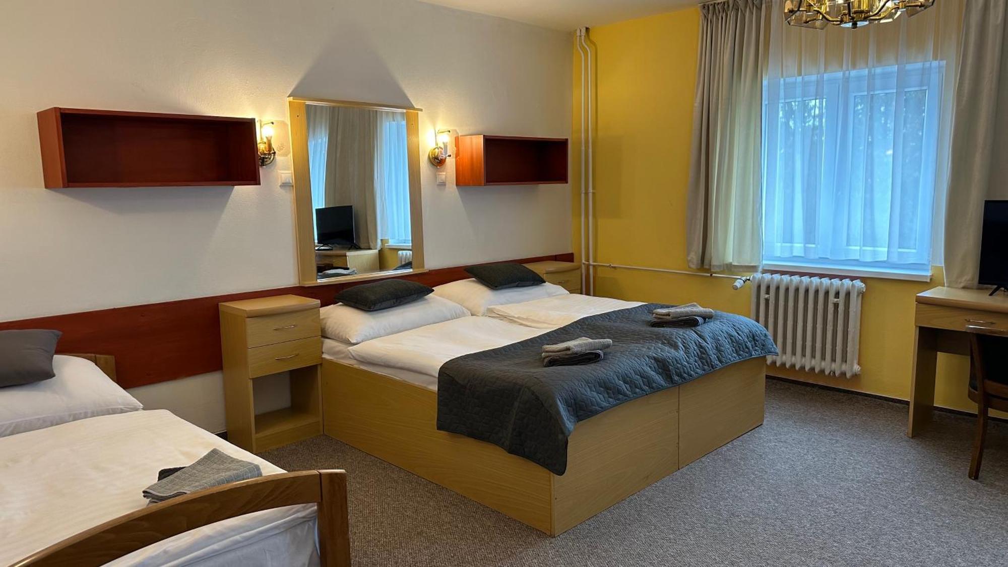 Hotel Pod Vlekem Loučná pod Klínovcem Εξωτερικό φωτογραφία